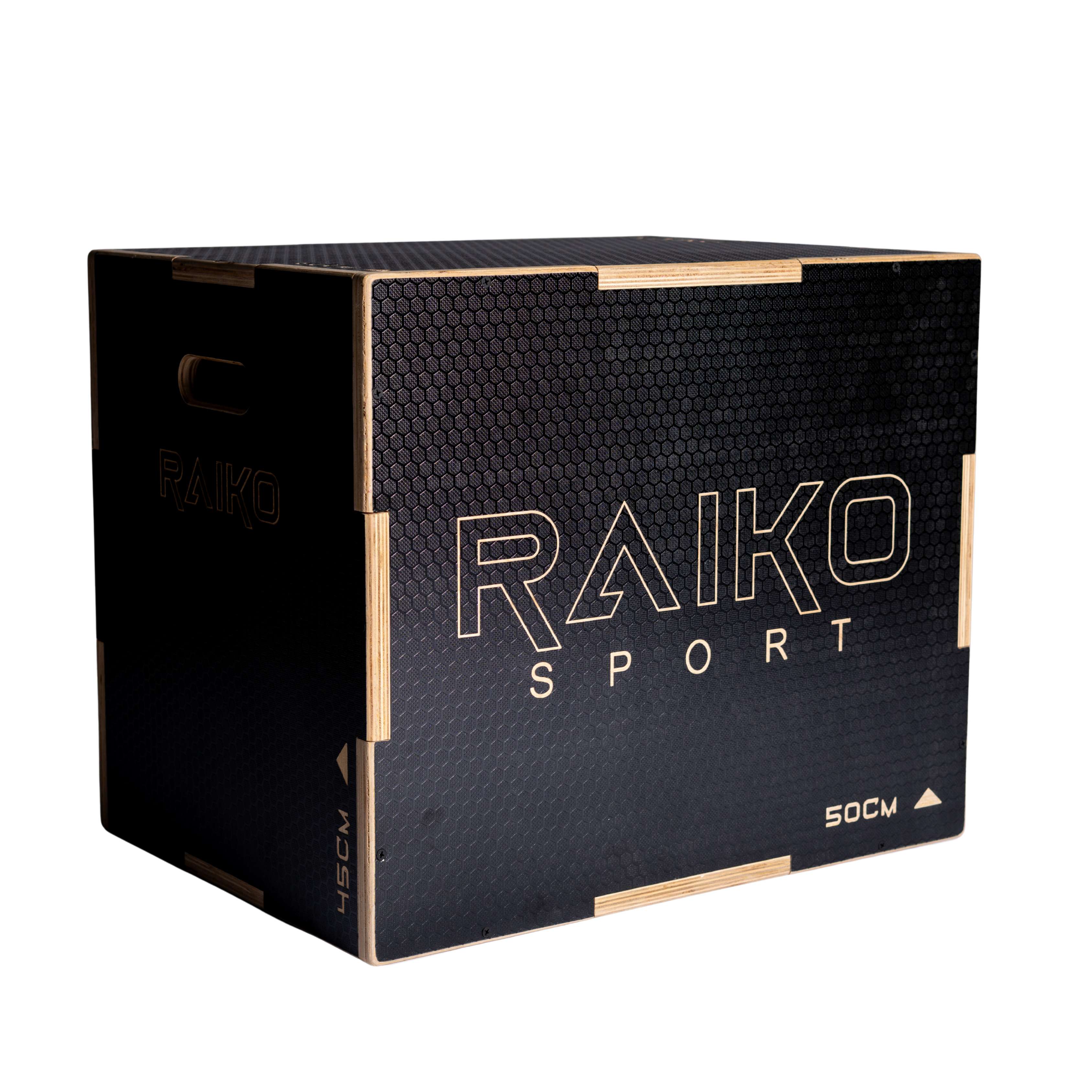 Plyo boks fra Raiko Sport i sort treverk med RAiKO SPORT-logo og høydeangivelse 45 cm og 50 cm